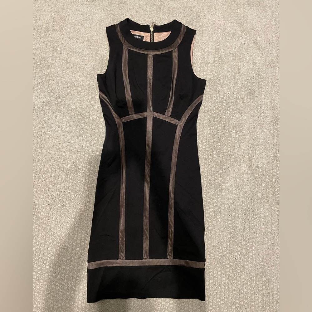 Contouring cocktail dress size 4
